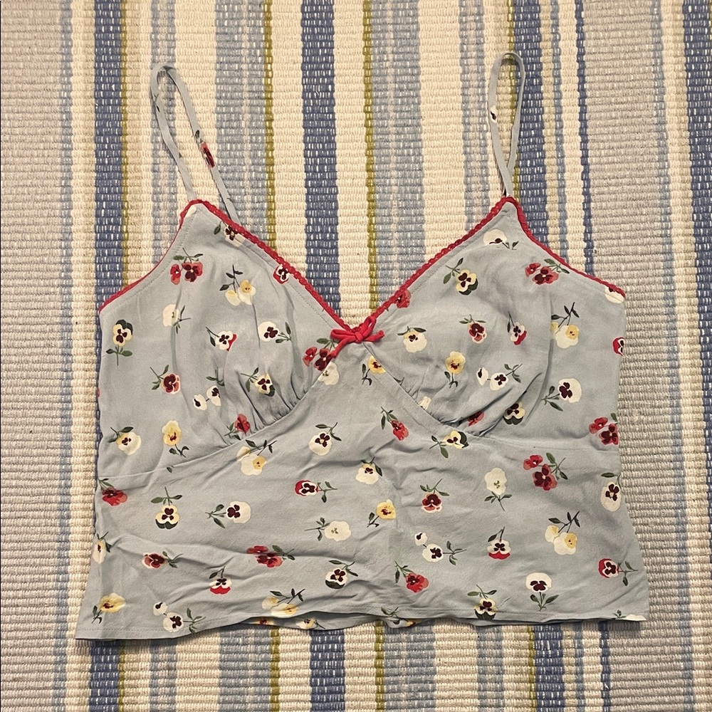 Doen Floral Camisole in Light Blue and Red